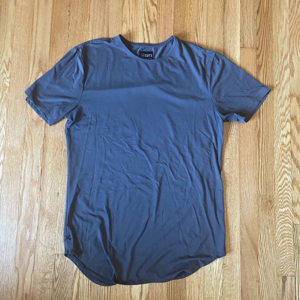 Cuts Clothing Men’s Elongated Crew Neck T Shirt - Charcoal